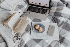 投稿についてもっと詳しく 読み手は友達じゃない